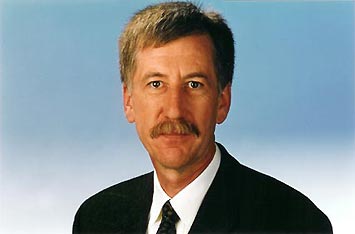 Dipl. Ing. (FH) Karl R. Pletzer Dipl. Ing. (FH) Karl R. Pletzer